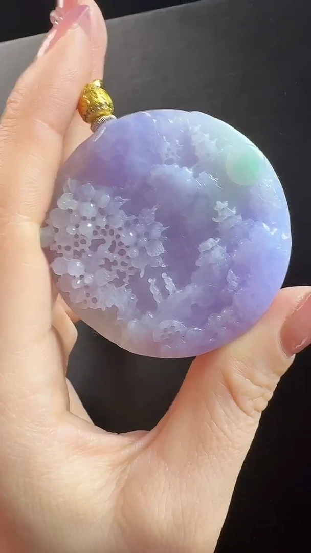 颈饰未镶嵌翡翠山水