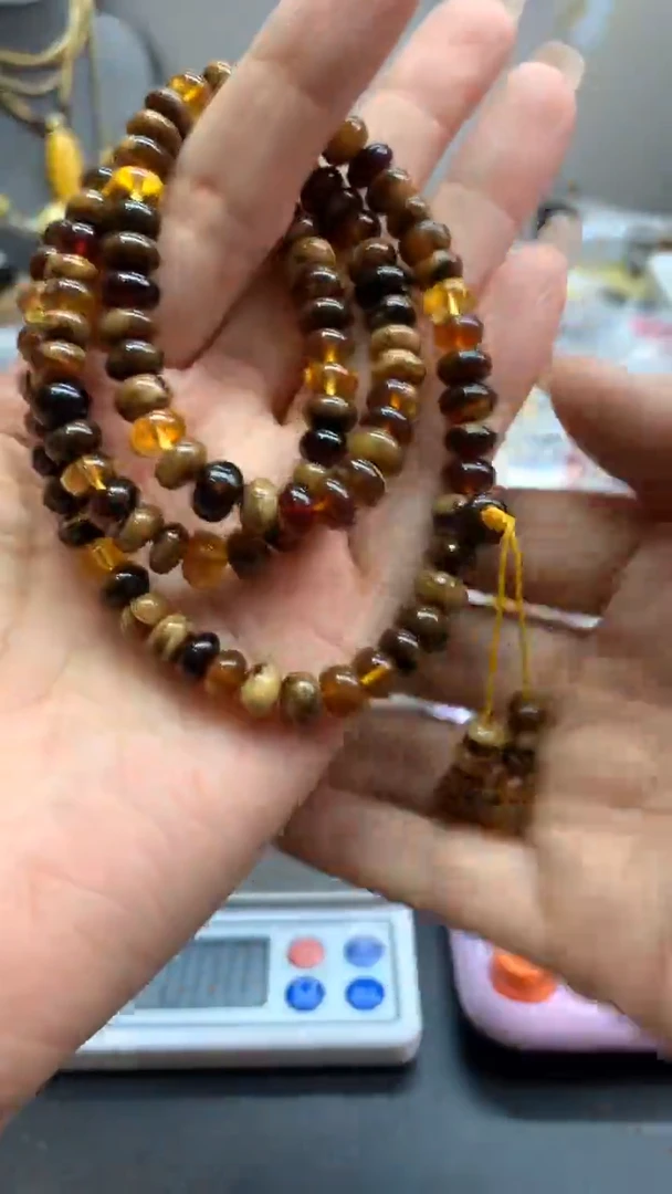 未镶嵌琥珀珠宝奇石2753