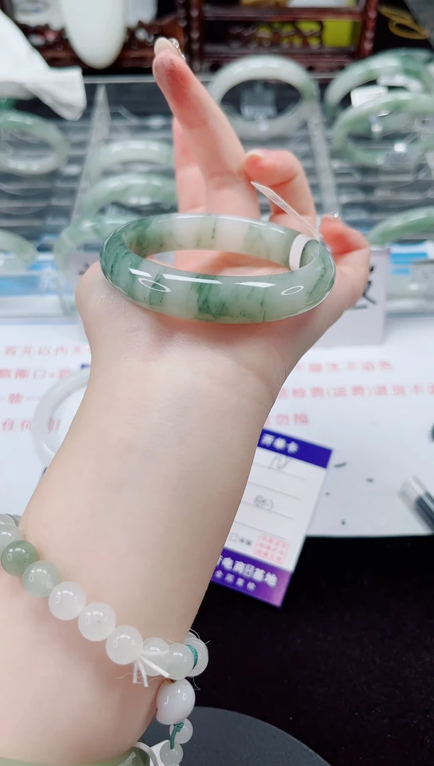 未镶嵌手镯石英质玉178-53/54