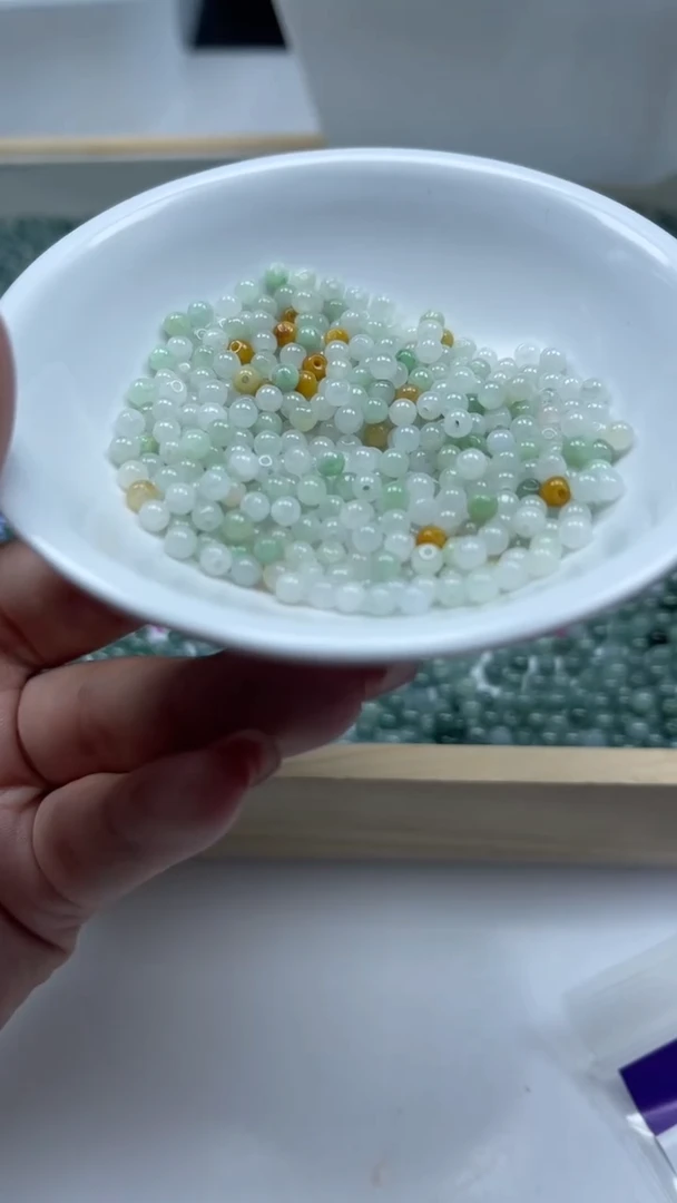 未镶嵌翡翠手饰翡翠三彩 3+mm50颗10元