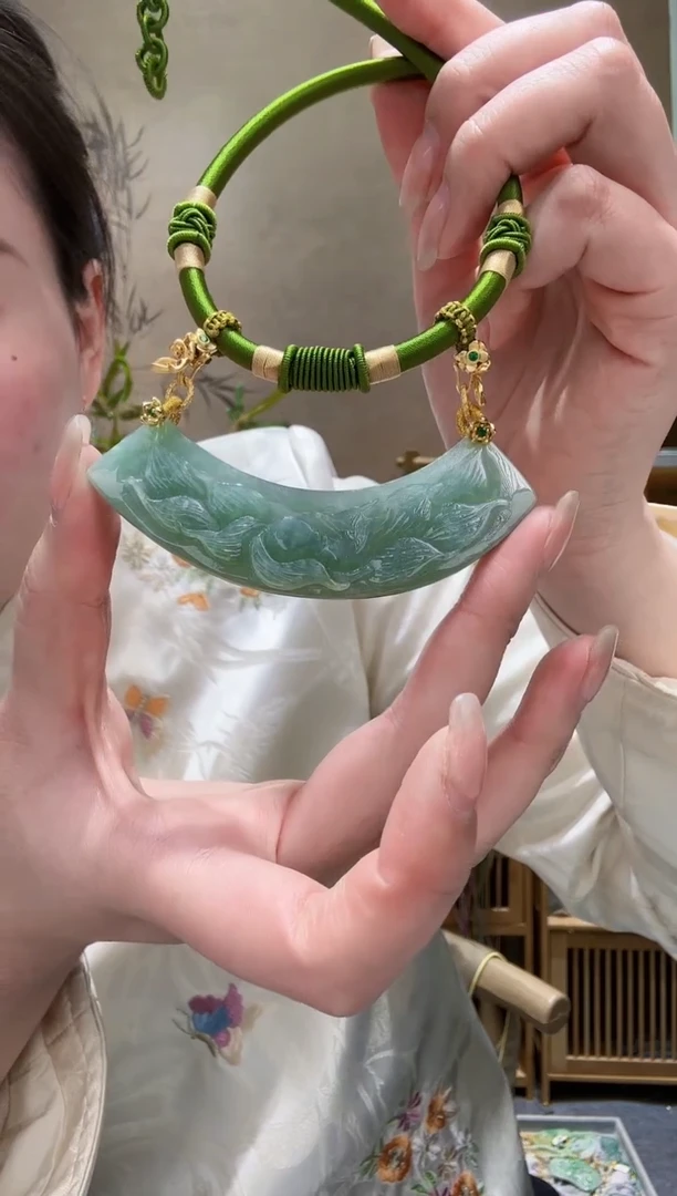 【闪购商品】翡翠颈饰未镶嵌吊坠1