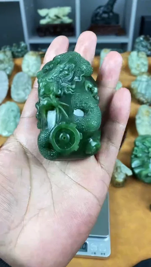 未镶嵌和田玉挂件1