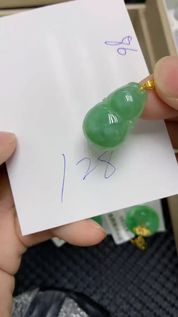 颈饰18K金镶嵌翡翠翡翠11111111
