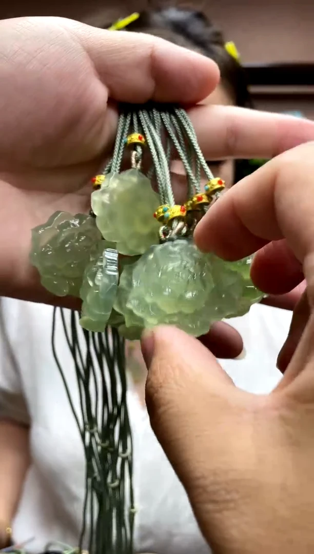 岫玉未镶嵌吊坠多样性发货其中发一