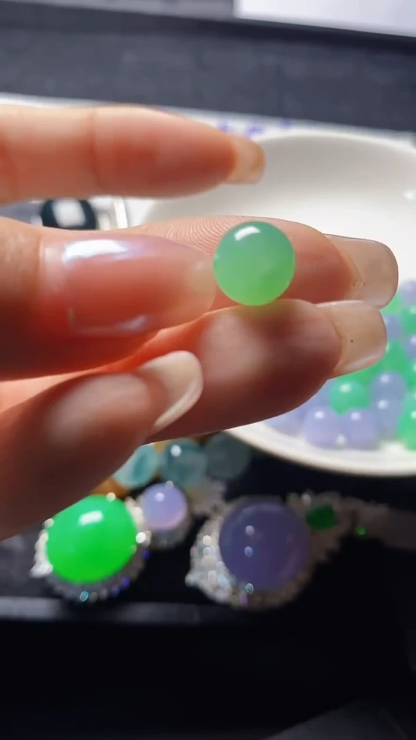 未镶嵌定制翡翠纯天然A货翡翠蛋面珠子