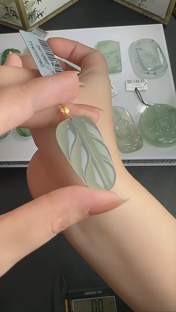 【闪购商品】翡翠颈饰18K金镶嵌WY0119056