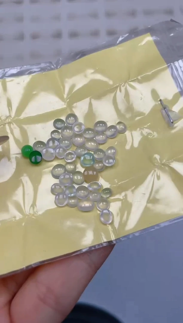 未镶嵌定制翡翠天然翡翠蛋面62