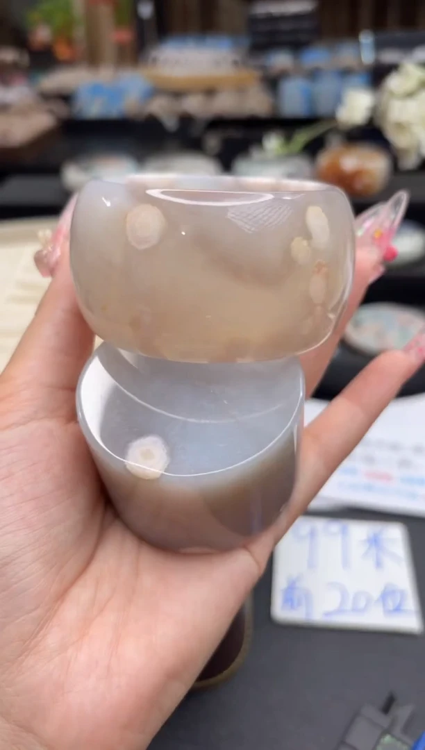 未镶嵌手镯石英质玉219(57圈赠送镯心)