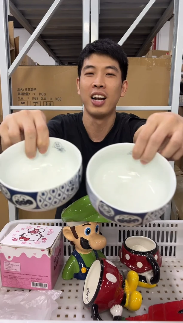 瓷片蓝色青花瓷面包超人大碗一对