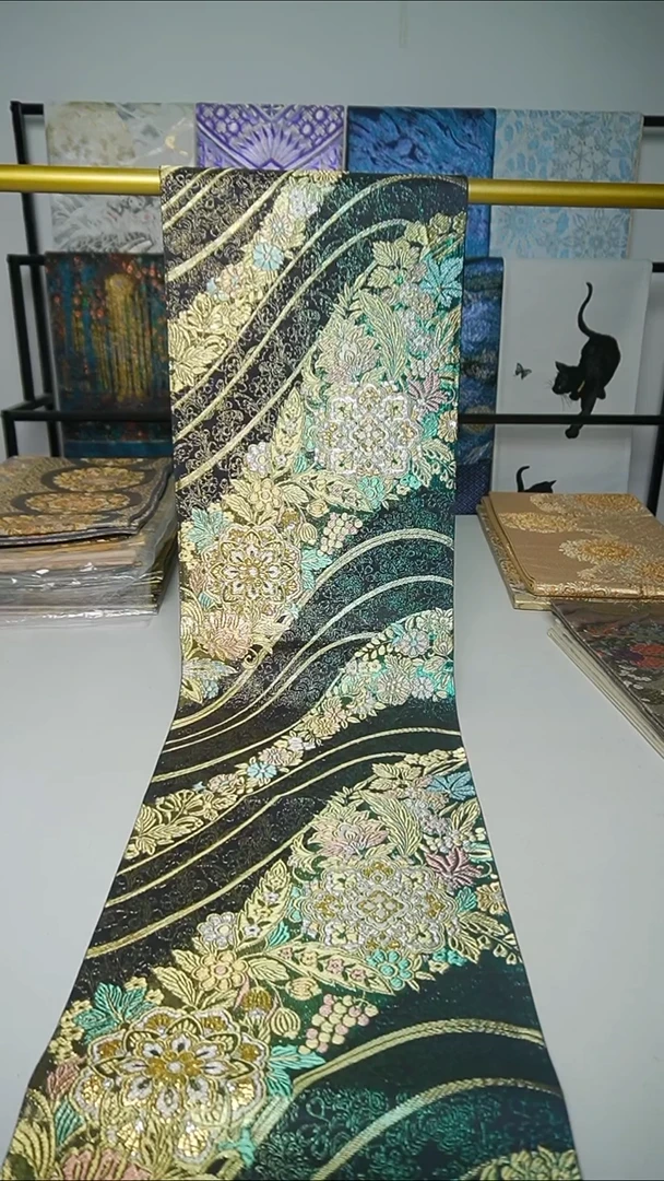 织绣织锦79宝象花