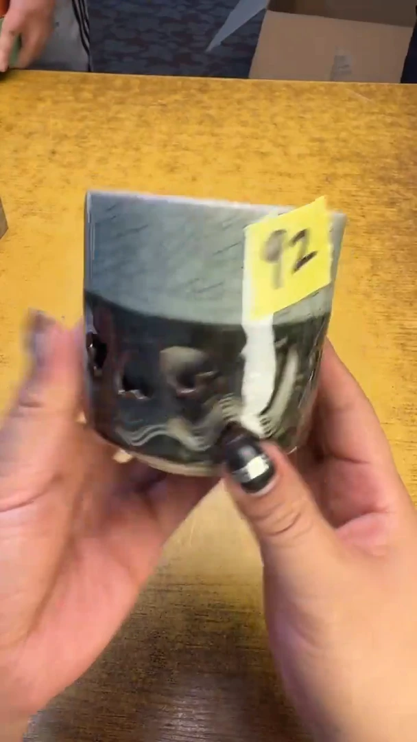 瓷器瓷器瑕疵破破92