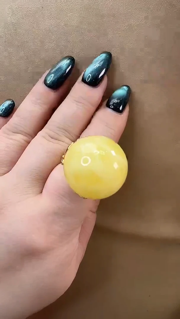 琥珀颈饰未镶嵌戒指