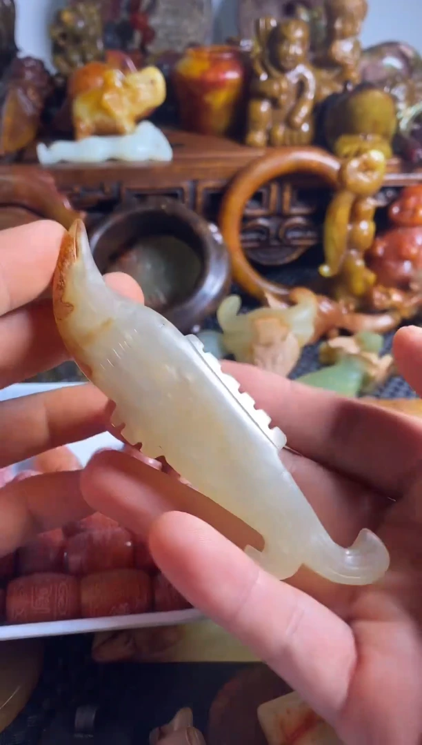 未镶嵌岫岩老玉（透闪石质玉）摆件未镶嵌