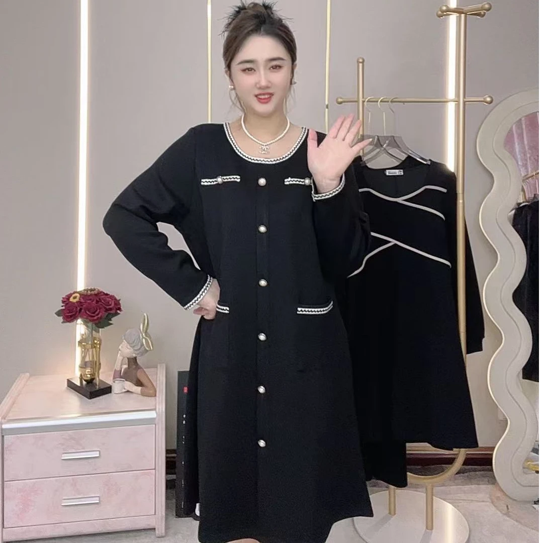 新年款气质小香风收腰遮肉显瘦时尚重工减龄大码连衣裙