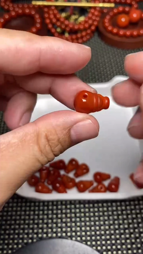 未镶嵌手串南红玛瑙冰飘南红玛瑙 三通