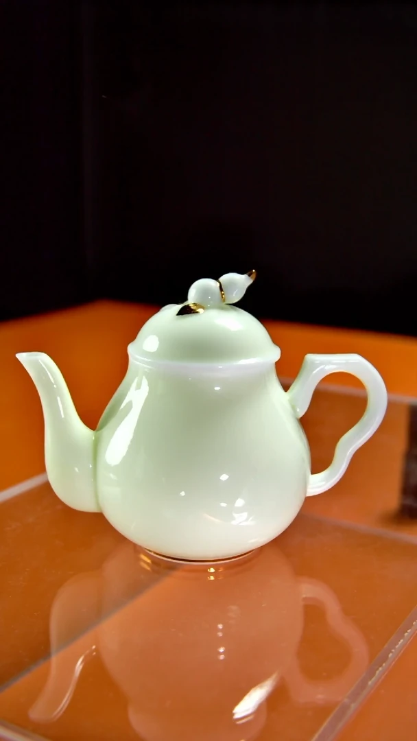 其他陶瓷《言泥陶瓷》璞玉绿豆冰茶壶