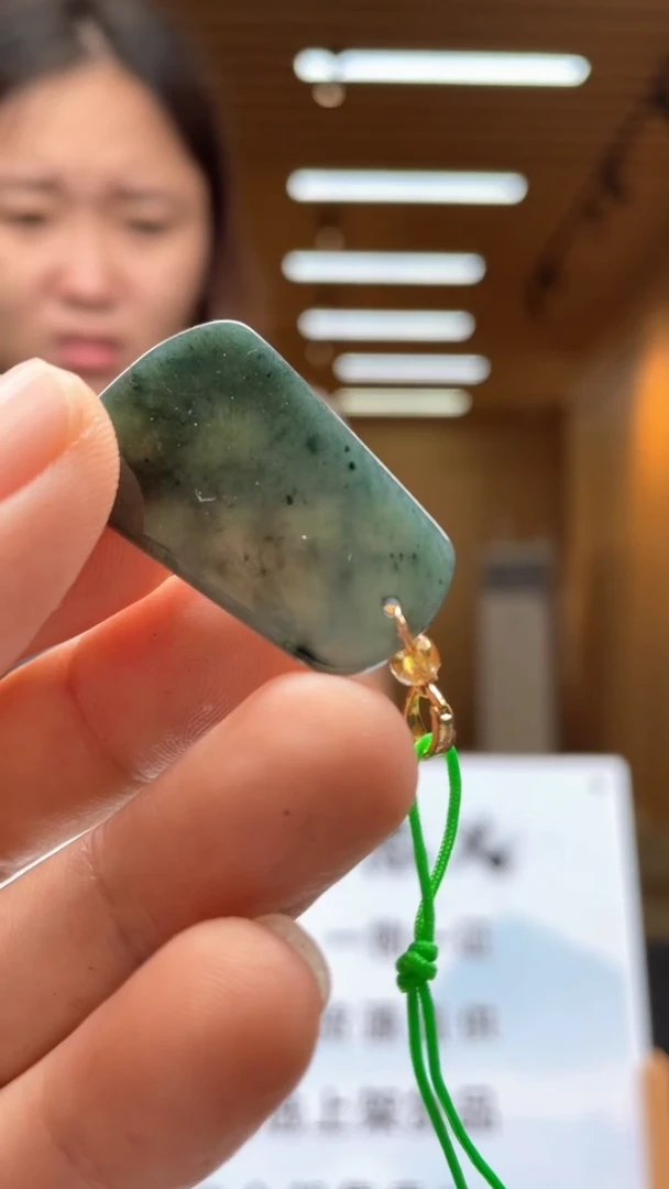 翡翠未镶嵌颈饰*********500