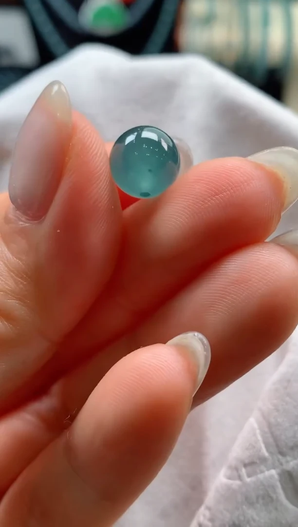 【闪购商品】翡翠颈饰未镶嵌06326749401