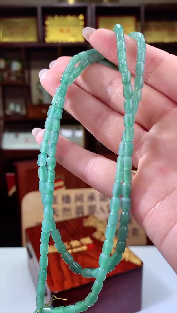 未镶嵌定制翡翠天然翡翠（拍一发一)