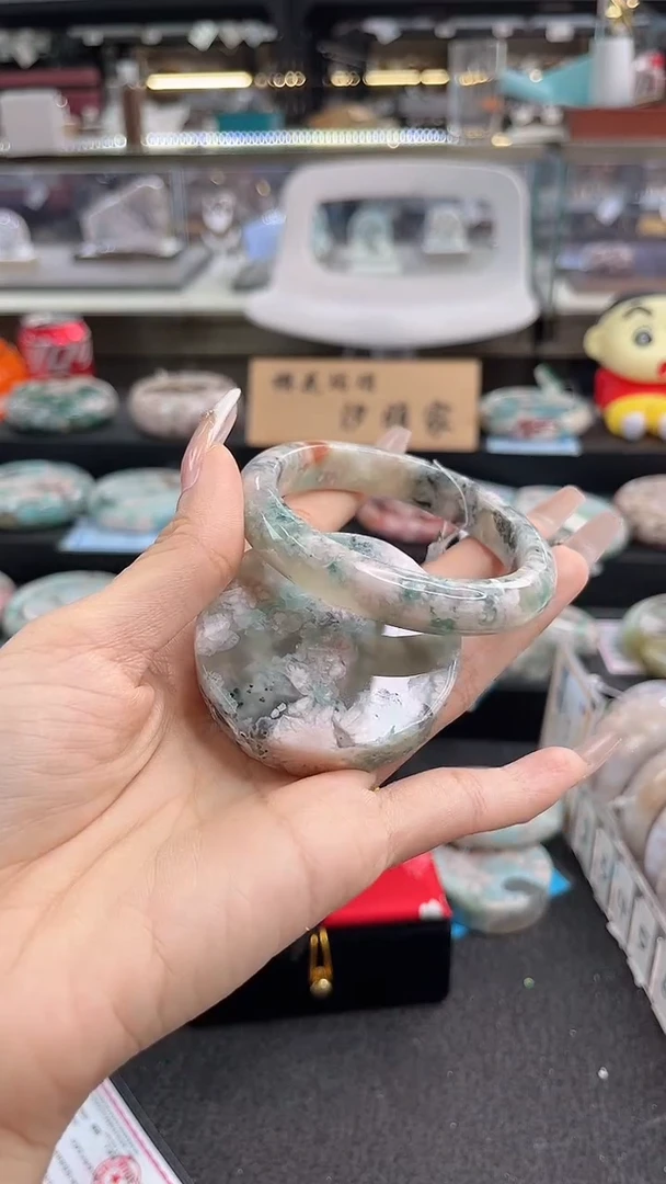 未镶嵌手镯石英质玉圈口（赠品镯心）