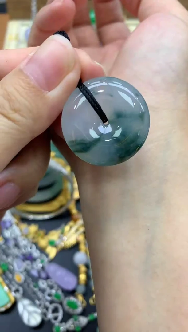 翡翠未镶嵌颈饰87-中国好珍宝