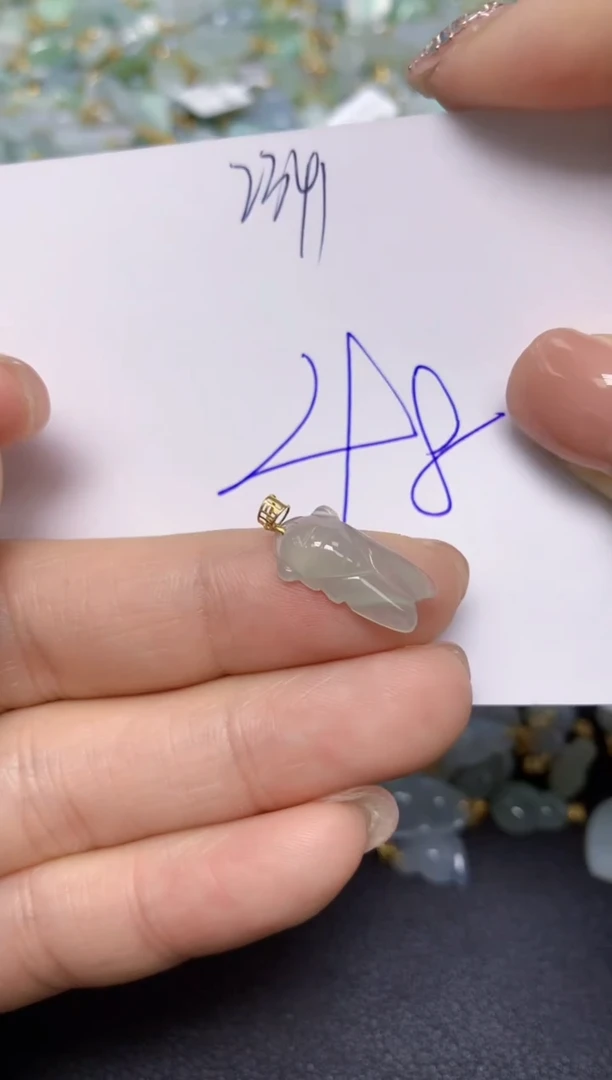 【闪购商品】翡翠挂件18K金镶嵌 天然翡翠A货