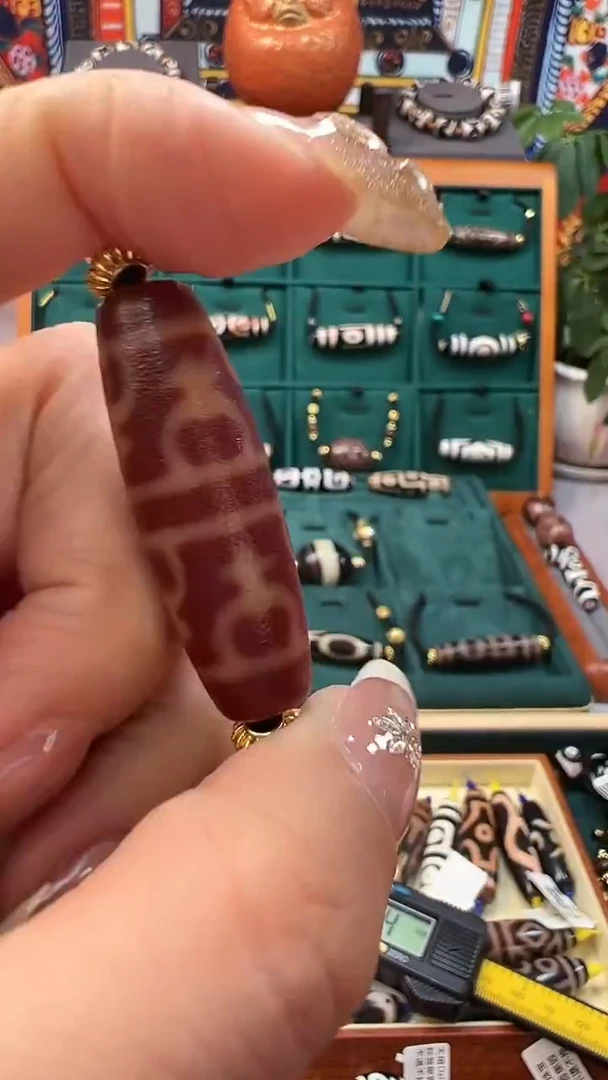 玛瑙/玉髓（覆膜）颈饰合金124.（微瑕）