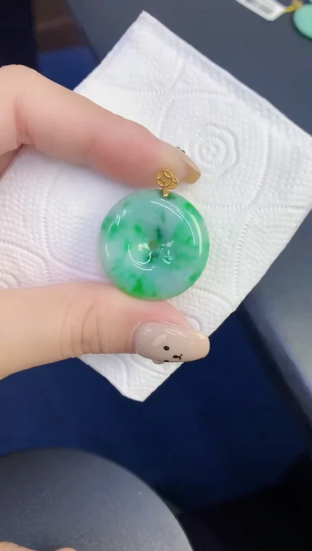 颈饰未镶嵌翡翠缅甸天然翡翠A货