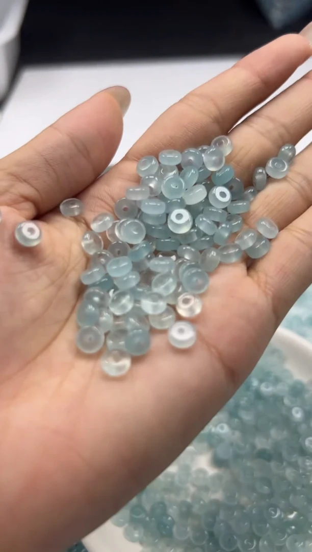 玛瑙/玉髓颈饰未镶嵌w803冰川蓝*海蓝宝算盘6*3mm*50颗