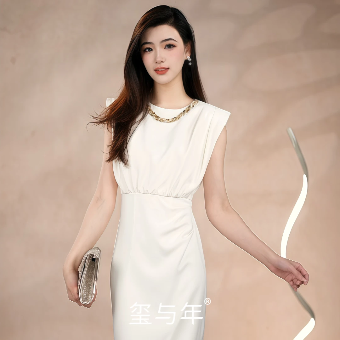【星锁漫舞】气质女王大女主锁链褶皱高腰包臀中长款连衣裙显瘦
