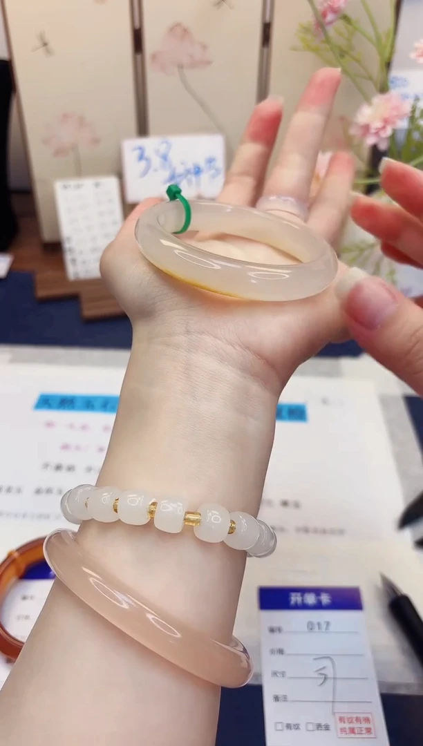 【闪购商品】石英质玉手镯未镶嵌17-财气镯-圈口57