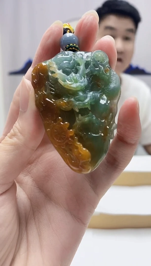 定制翡翠未镶嵌5028zm-毛货挂件龙牌117