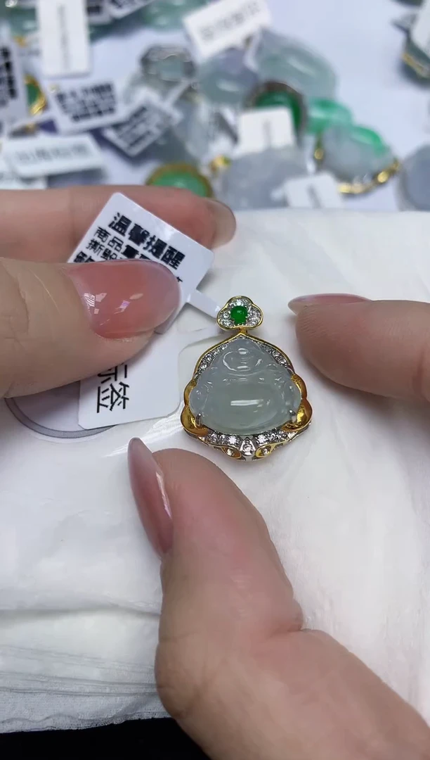 颈饰未镶嵌翡翠天然缅甸翡翠A货多样性发一件