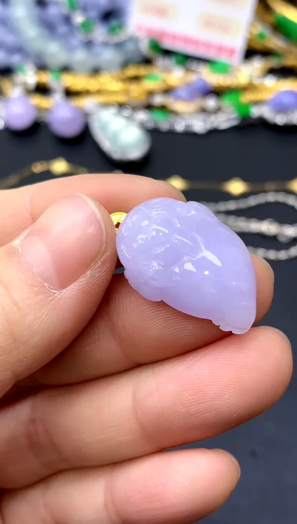 颈饰18K金镶嵌翡翠94-中国好珍宝