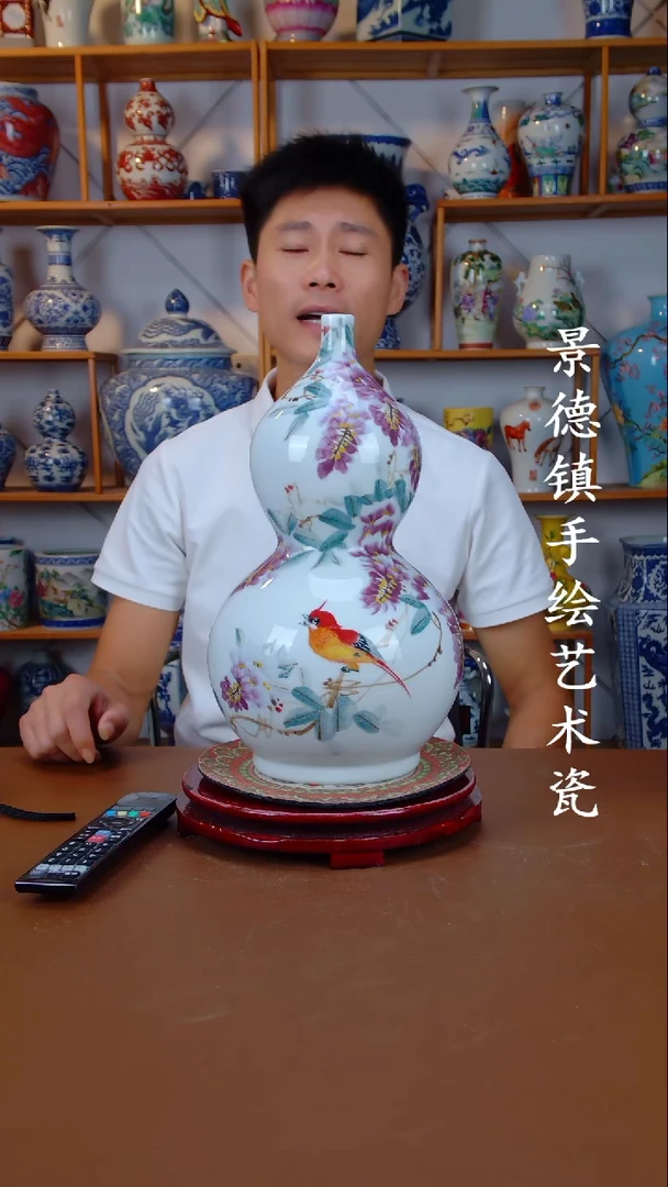 现代景德镇手工手绘陶瓷摆件17