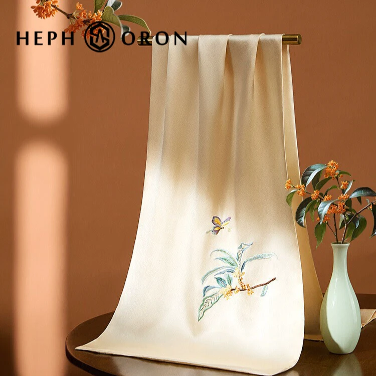 轻奢品牌手工刺绣真丝披肩女2025新款苏绣桑蚕丝双面丝巾礼盒装