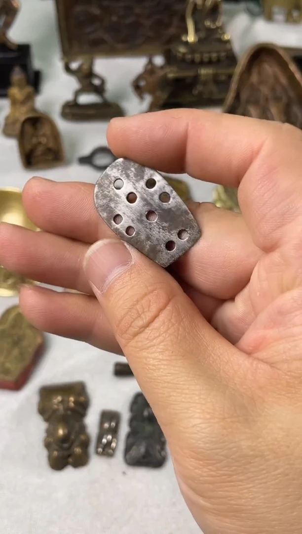直播间的福利一件 九眼的片片