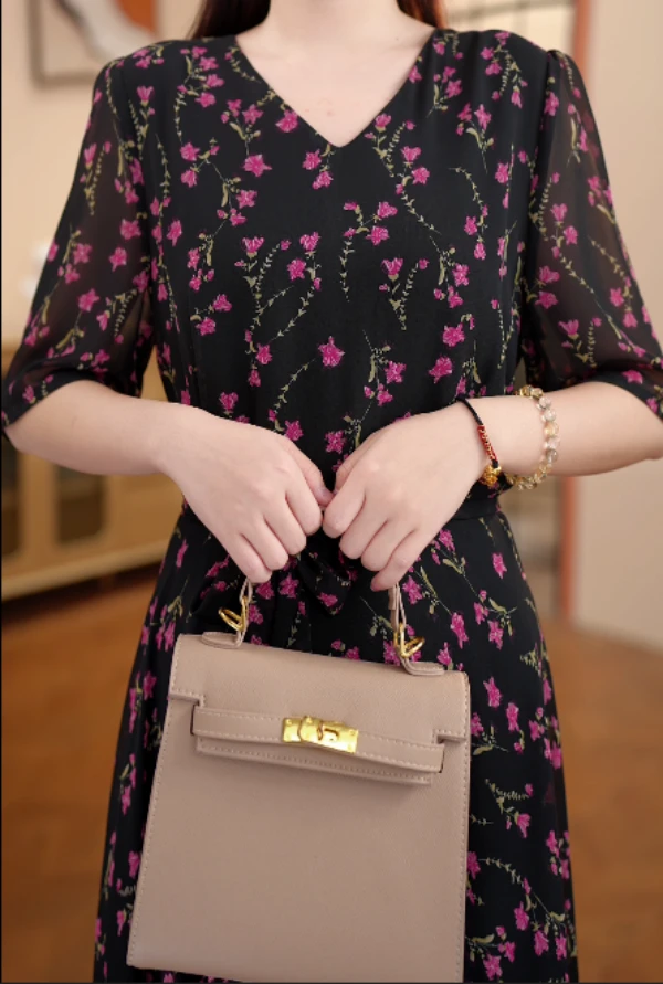 【送腰带】017小碎花时尚高档连衣裙2025夏季宽松腰显瘦气质长裙女