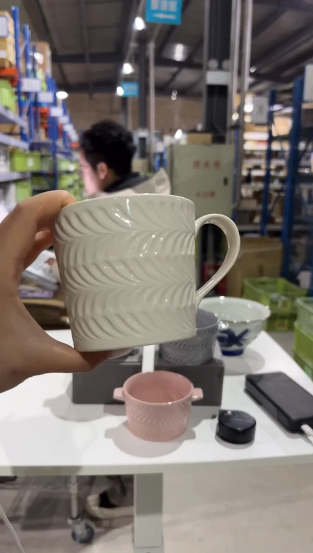 玻璃纸一**之ローズマリーマグカップ　アイボリー