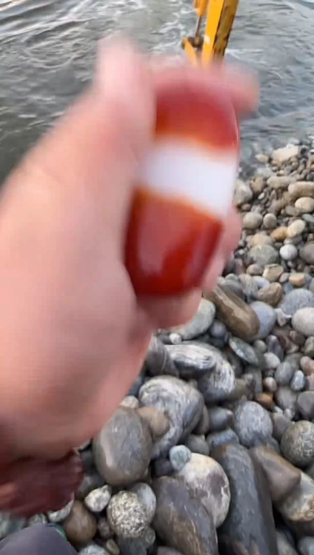 颈饰未镶嵌和田玉（糖玉）1