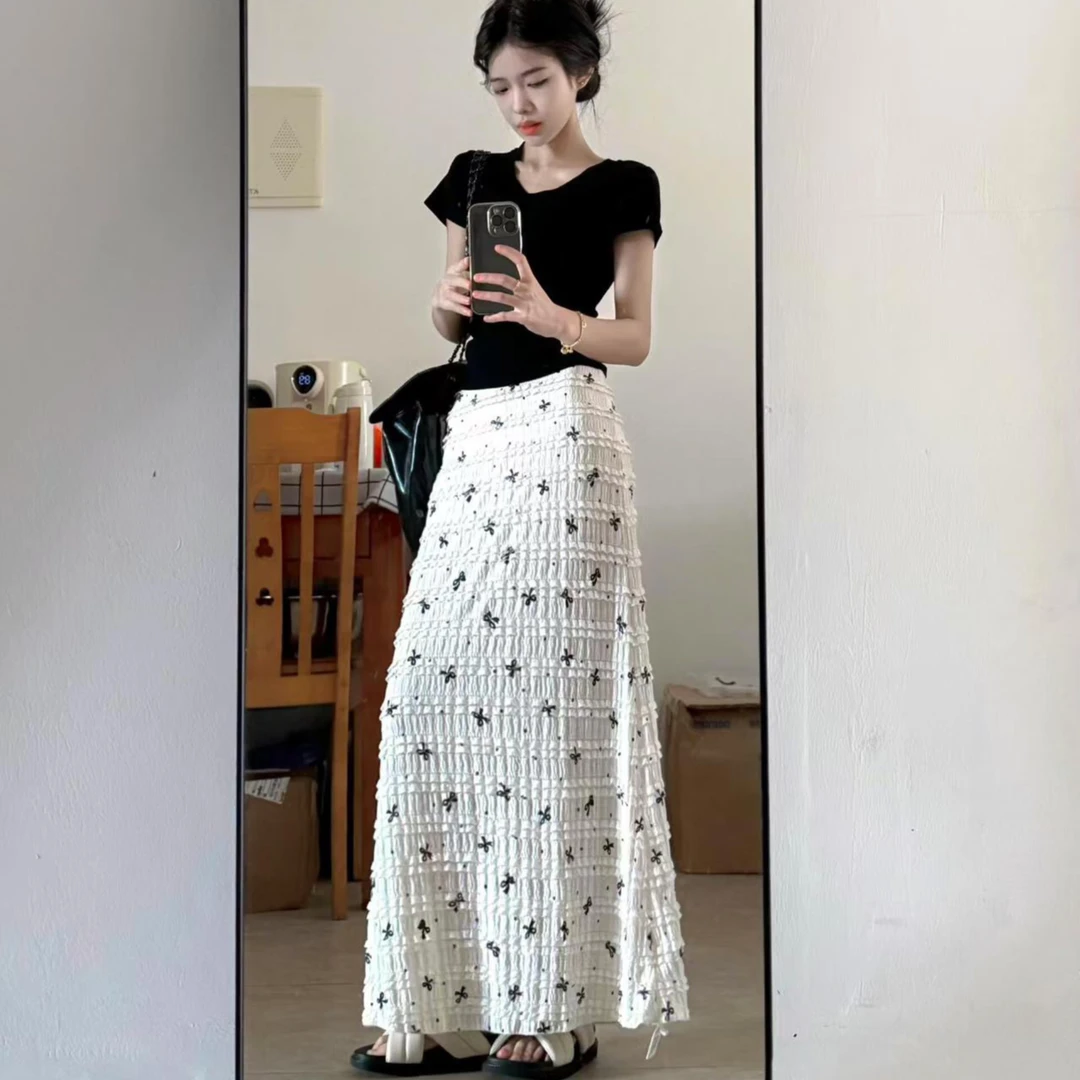 休闲套装黑色短袖T恤上衣女夏季高腰显瘦新款碎花半身裙两件套