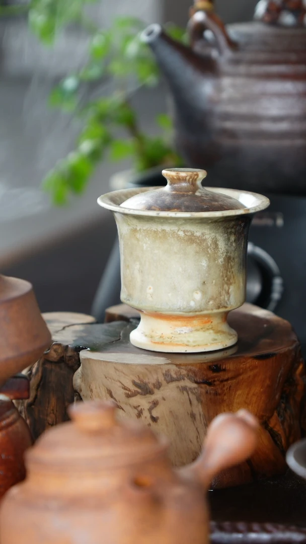 紫砂全手工白泥马蹄盖碗