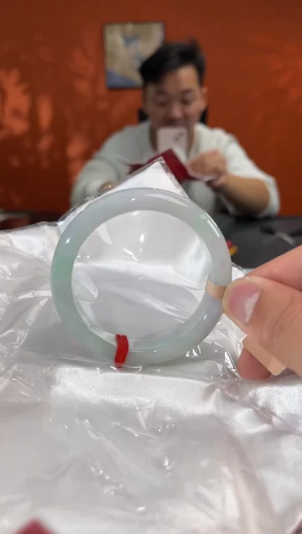 未镶嵌手镯翡翠翡翠手镯