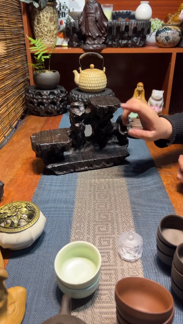 【闪购商品】香樟木木雕一物一拍