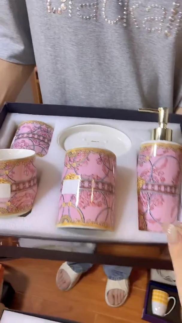 杯鸿辉家品牌瓷器，京东包邮！