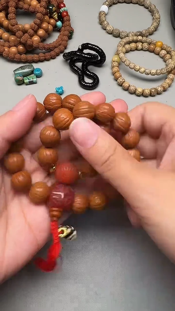 手串猴头核桃猴头手串