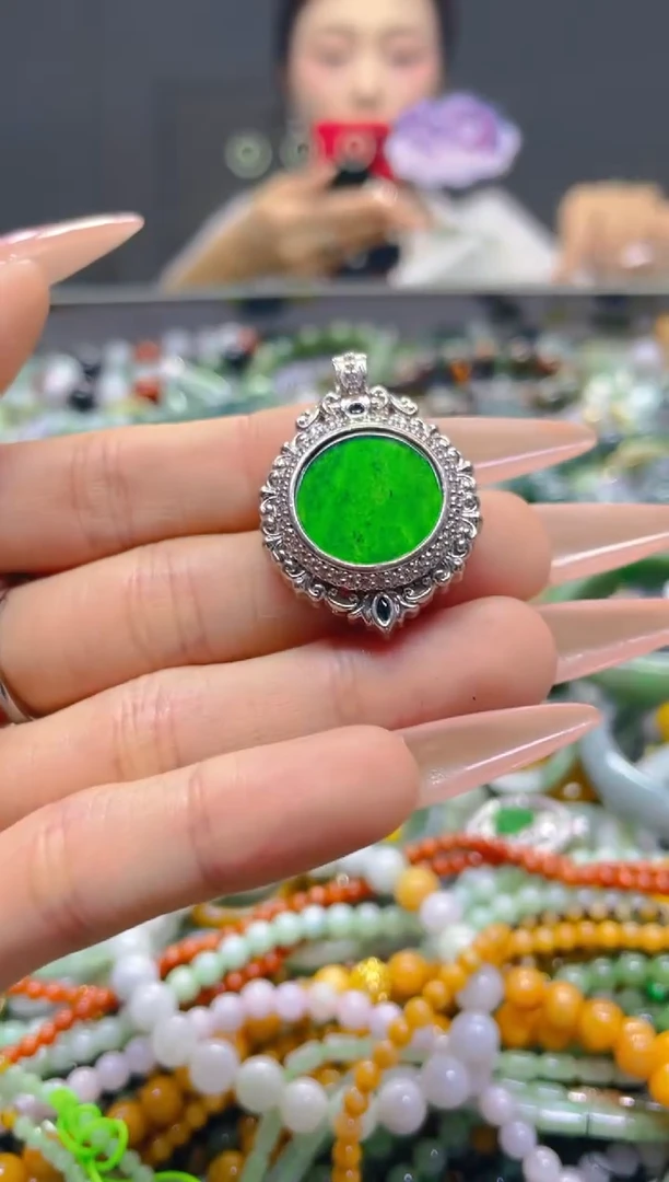 颈饰未镶嵌翡翠多样性择优发货