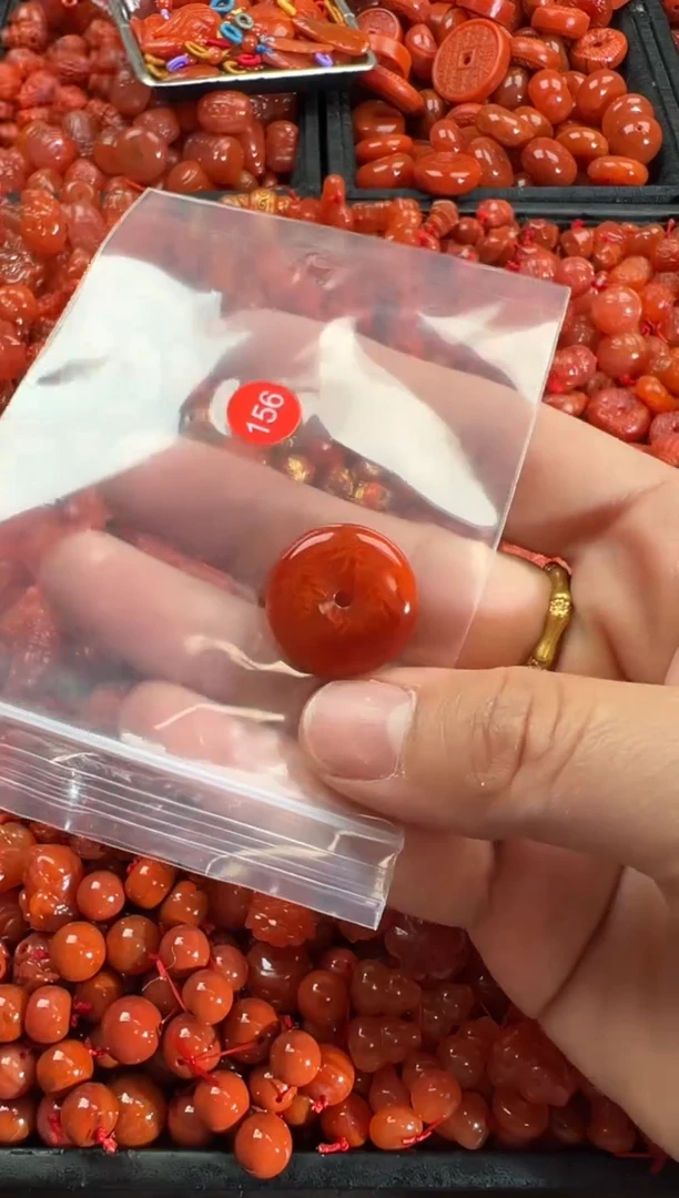 【闪购商品】南红玛瑙颈饰未镶嵌1