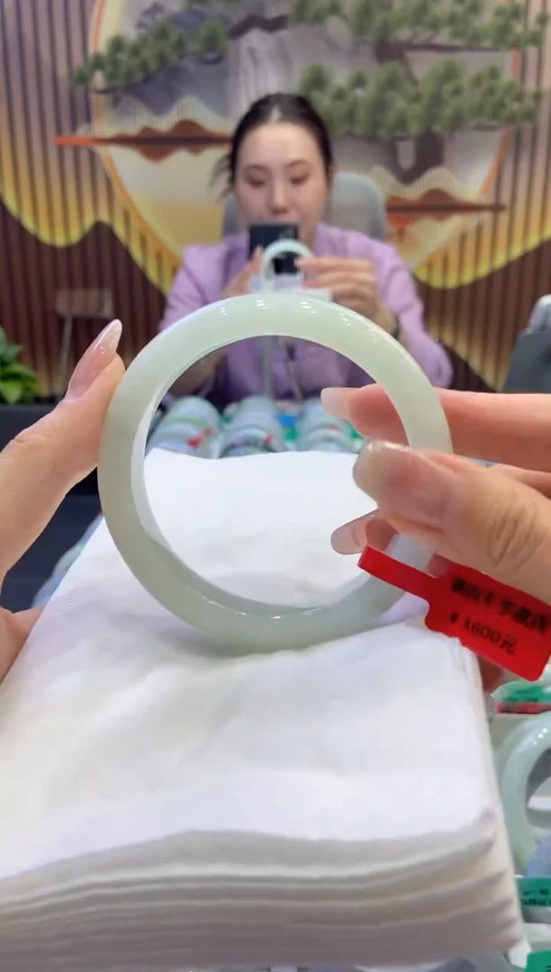 翡翠手镯未镶嵌00003928