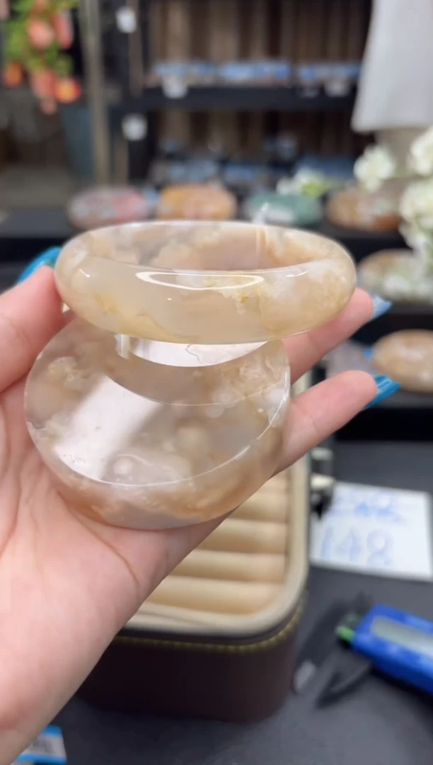 未镶嵌手镯石英质玉79(61圈赠送镯心)